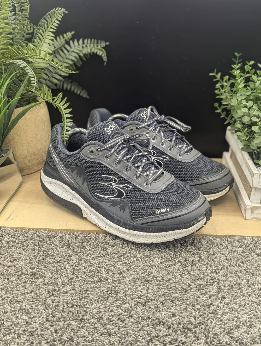 Gravity Defyer Mighty Walk Mens Size 10 Gray Athletic Running Shoes Sneakers
